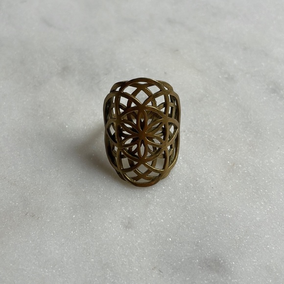 Vintage | Brass Sacred Geometry Ring | Size 7/8 - Picture 1 of 10